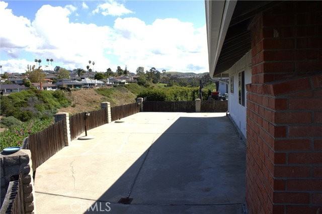 207 Via Senda - Photo 3 of 8