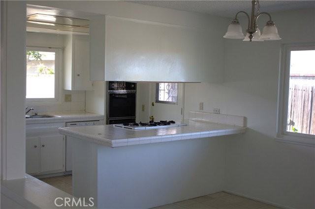 207 Via Senda - Photo 4 of 8