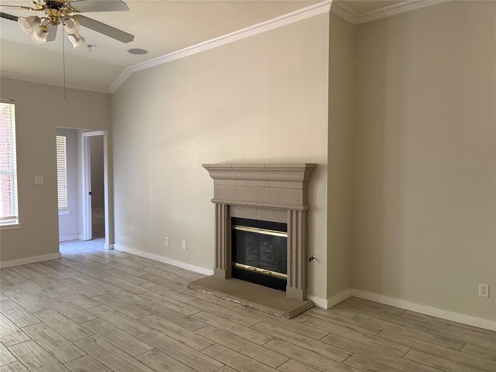 3849 Kirby Dr - Photo 2 of 24