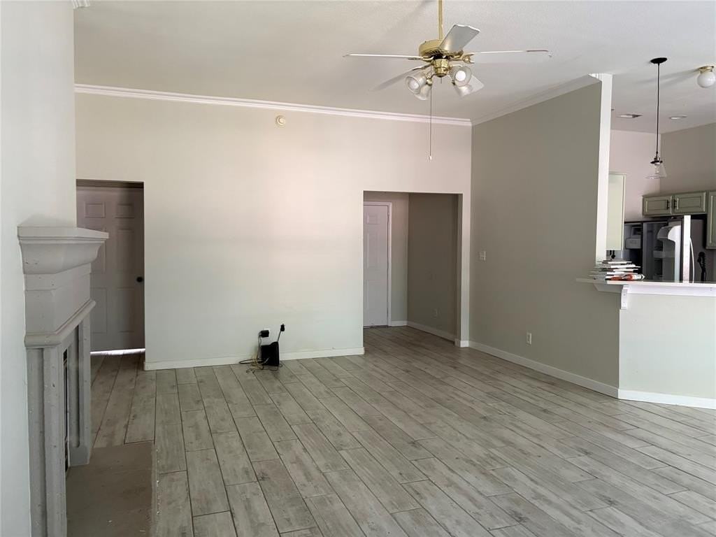 3849 Kirby Dr - Photo 4 of 24