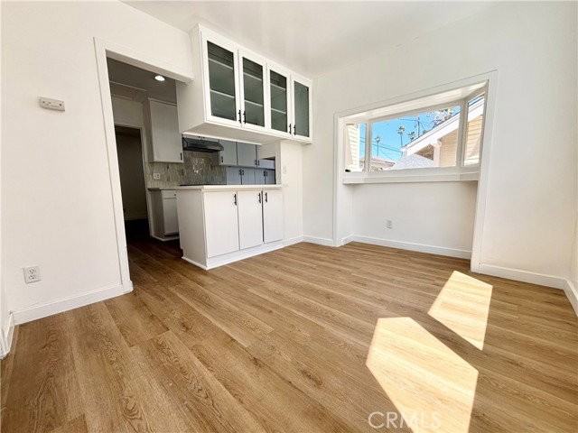 910 Acacia Ave - Photo 6 of 8