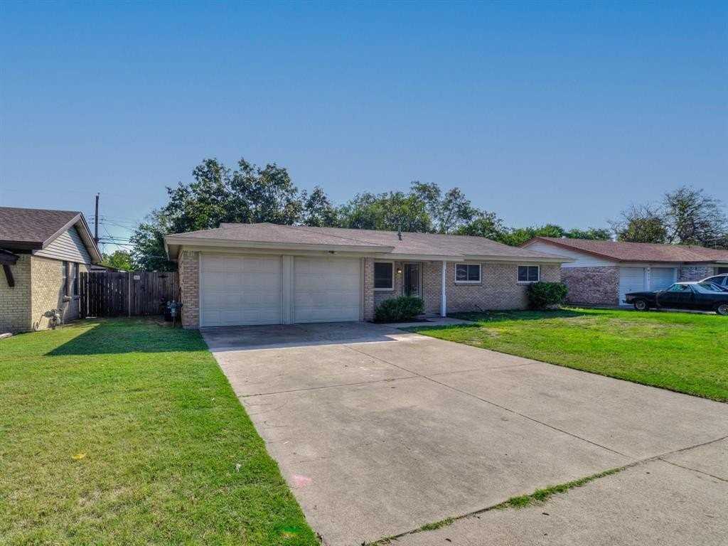 844 Saddle Rd