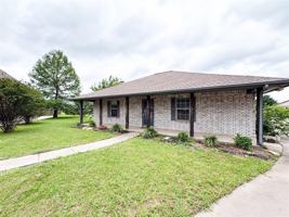 featured image of 535 S Alabama St
