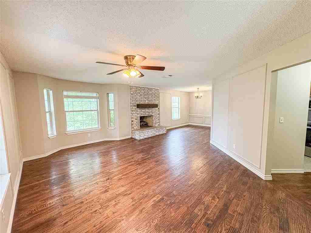535 S Alabama St - Photo 2 of 23