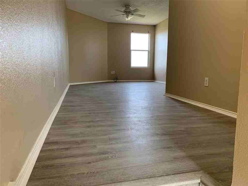 9512 George Bush Dr - Photo 6 of 12