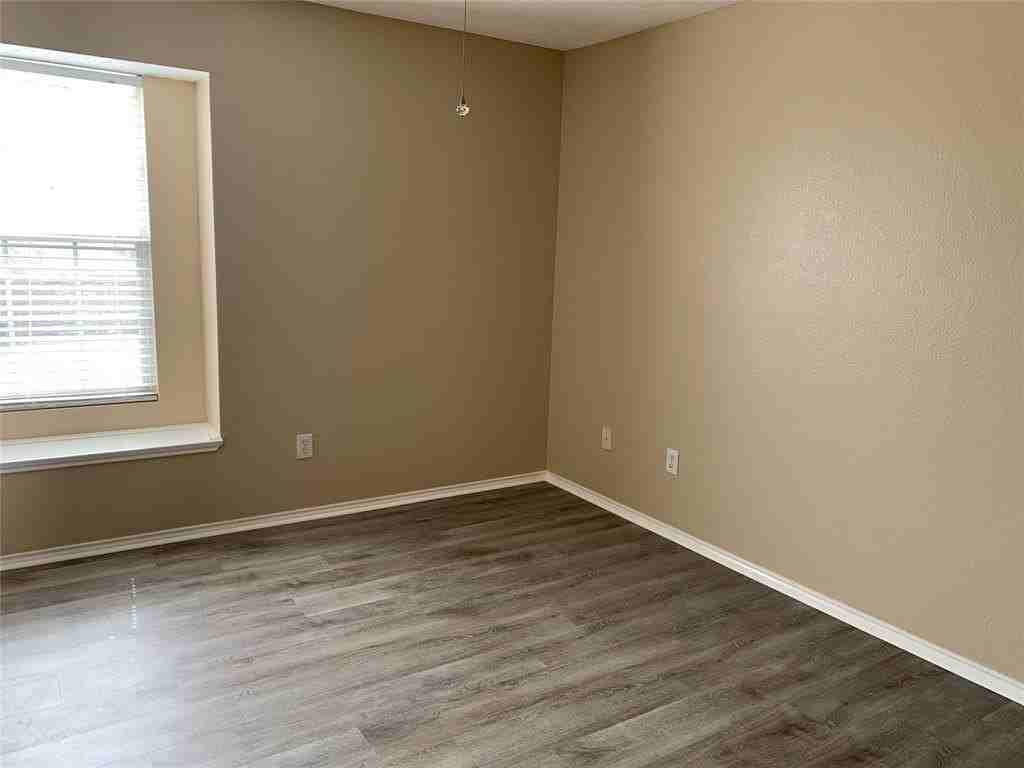 9512 George Bush Dr - Photo 7 of 12