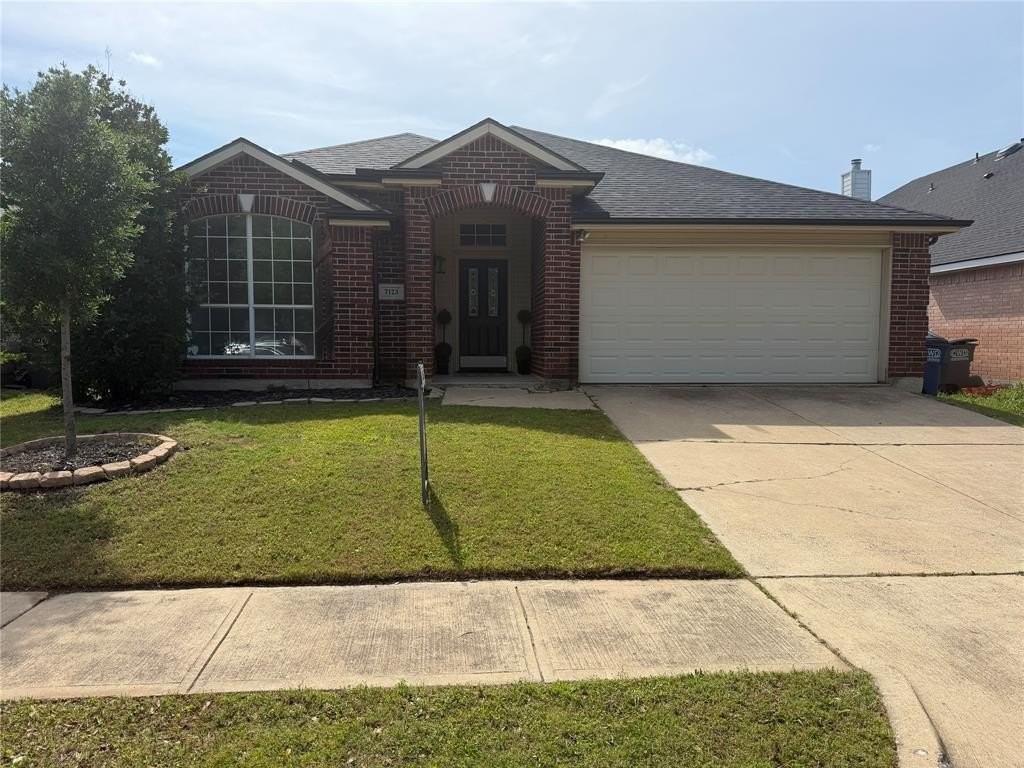 7123 Lake Hill Trl