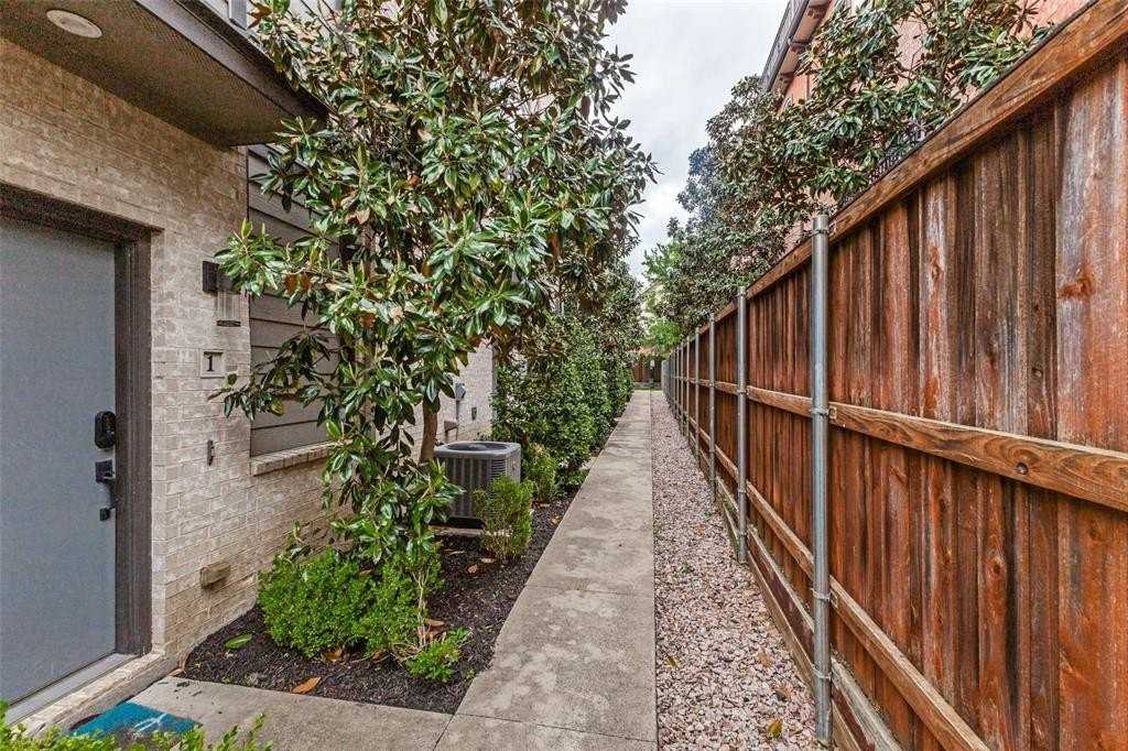 5909 Ross Ave #3 - Photo 3 of 40