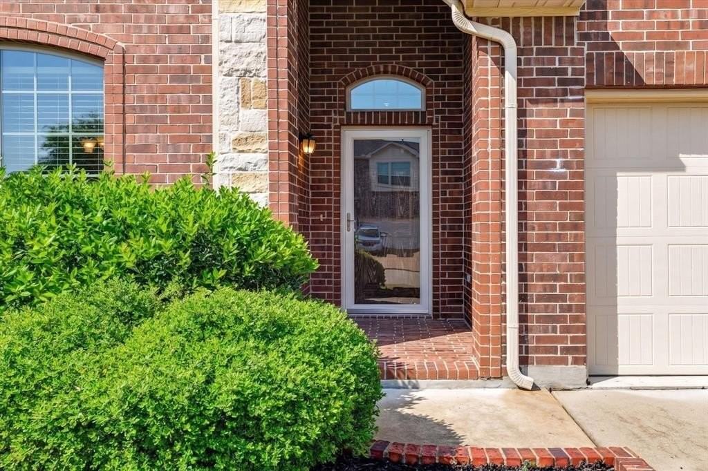 13048 Palancar Dr - Photo 2 of 30