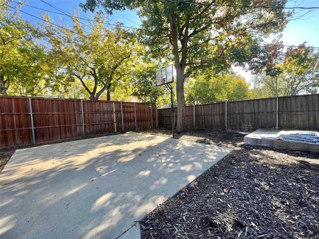 4244 Flamingo Way - Photo 2 of 29