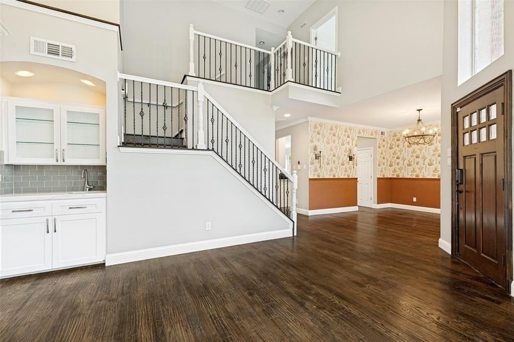 18515 Kelly Cave Trl - Photo 3 of 33