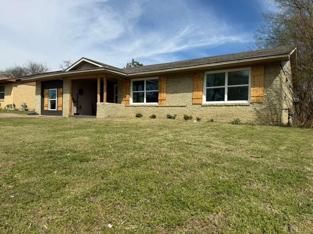 1705 Dorothy Dr - Photo 3 of 23