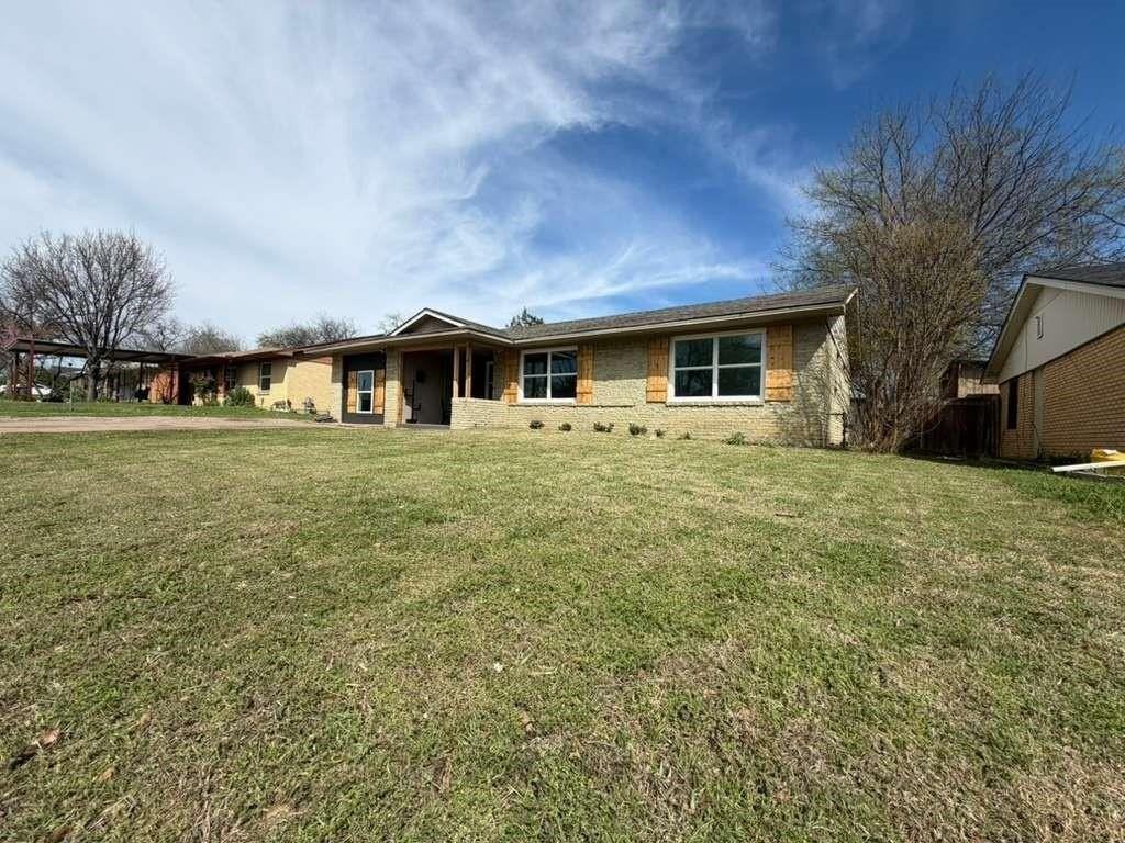 1705 Dorothy Dr - Photo 4 of 23