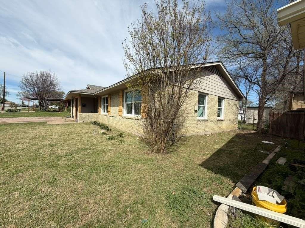 1705 Dorothy Dr - Photo 5 of 23