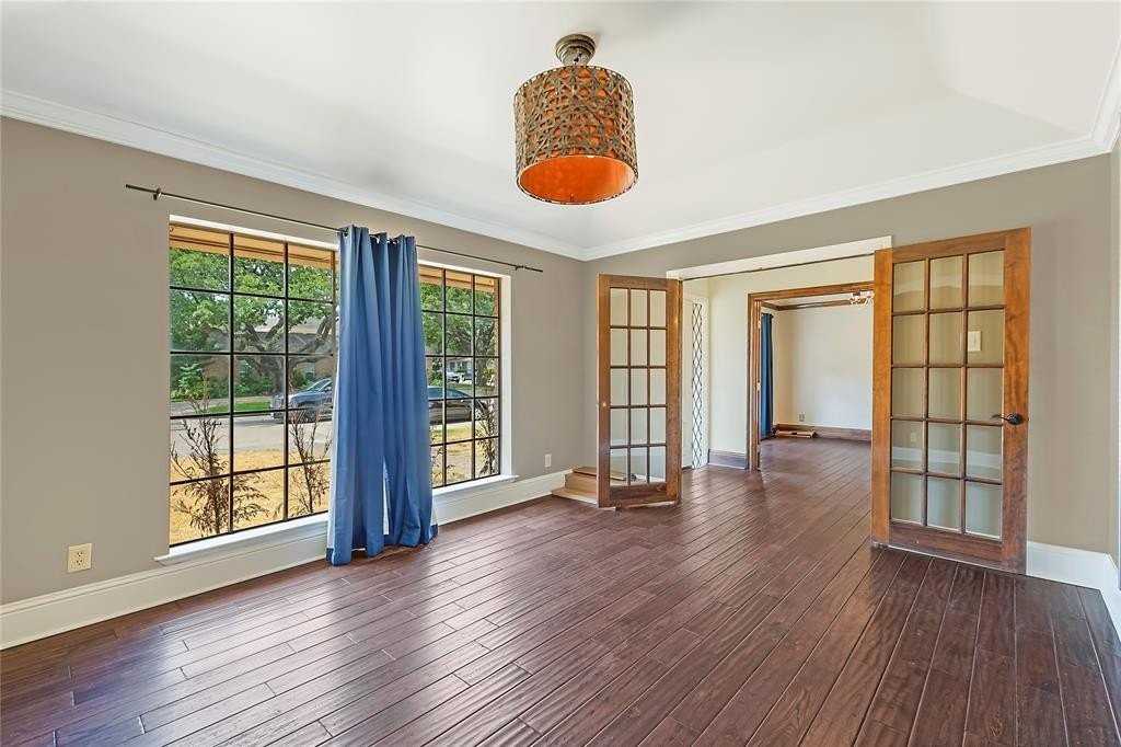 6109 Highgate Ln - Photo 4 of 25