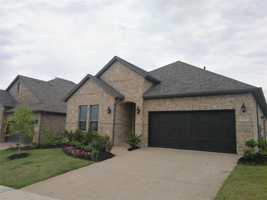 featured image of 1513 Gallant Fox Dr
