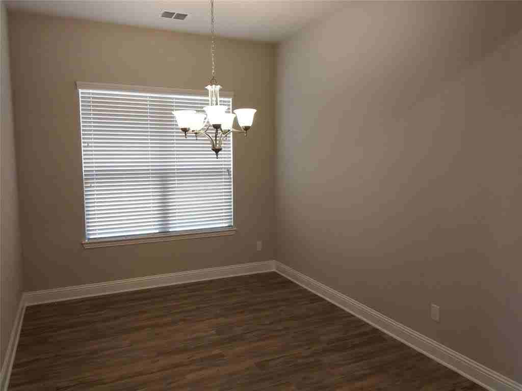 1513 Gallant Fox Dr - Photo 6 of 29