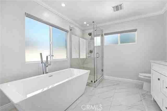 17344 Napa St - Photo 2 of 8