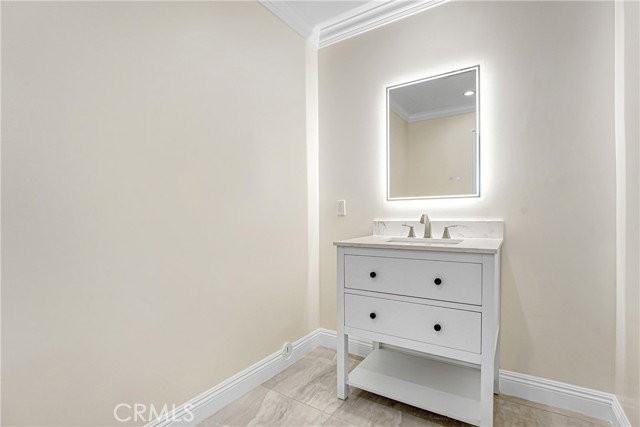17344 Napa St - Photo 4 of 8