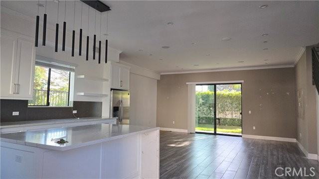 8238 N Sharuzi Ln - Photo 6 of 8