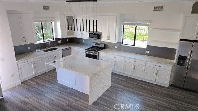 8238 N Sharuzi Ln - Photo 7 of 8