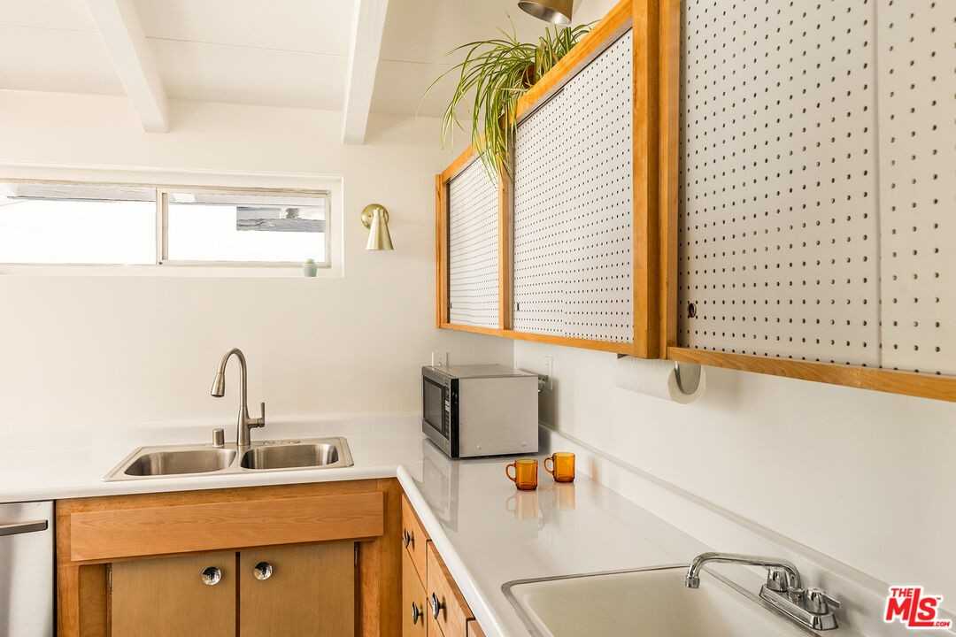 6283 Lubao Ave - Photo 2 of 8