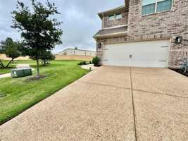 featured image of 1045 Keswick Dr