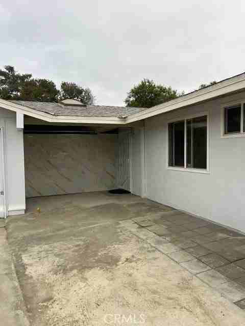 1083 Gilwood Ave - Photo 2 of 7