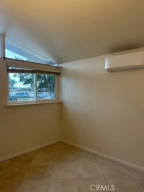 1083 Gilwood Ave - Photo 7 of 7