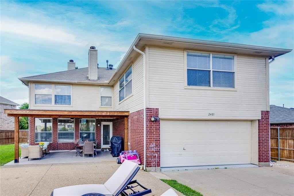 2401 Brycewood Ln - Photo 7 of 39