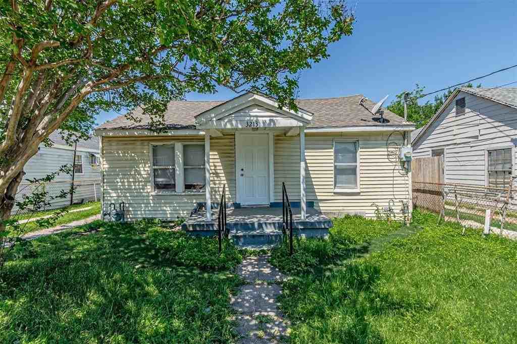 3213 Obenchain St - Photo 4 of 26
