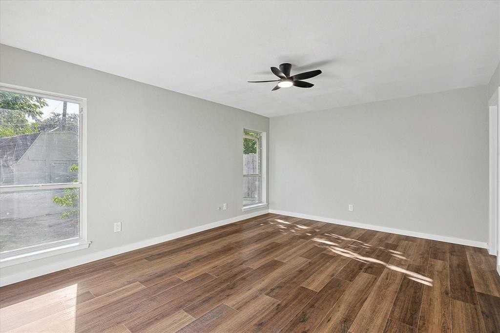 1302 Palm St - Photo 6 of 14