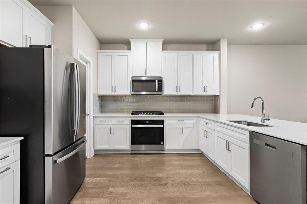 2807 Woodland Ct - Photo 5 of 23