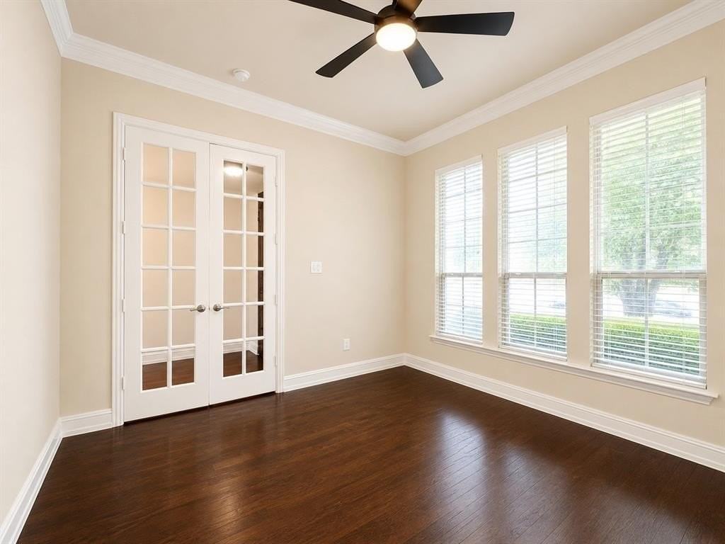12481 Pleasant Hill Ln - Photo 5 of 38