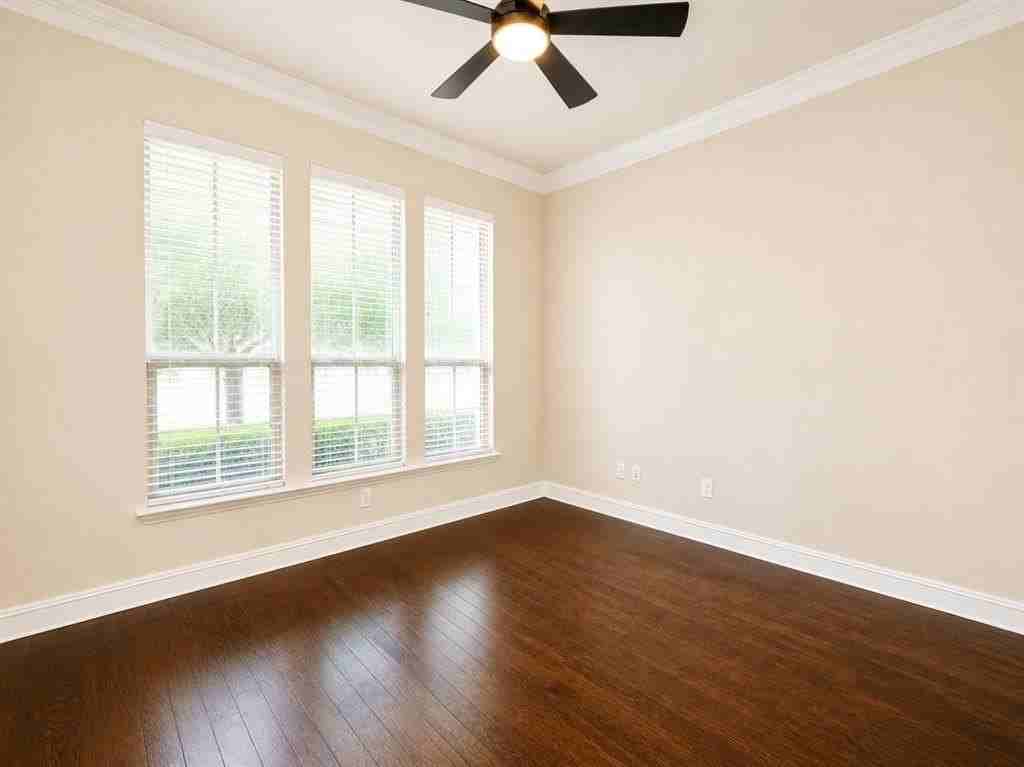 12481 Pleasant Hill Ln - Photo 7 of 38
