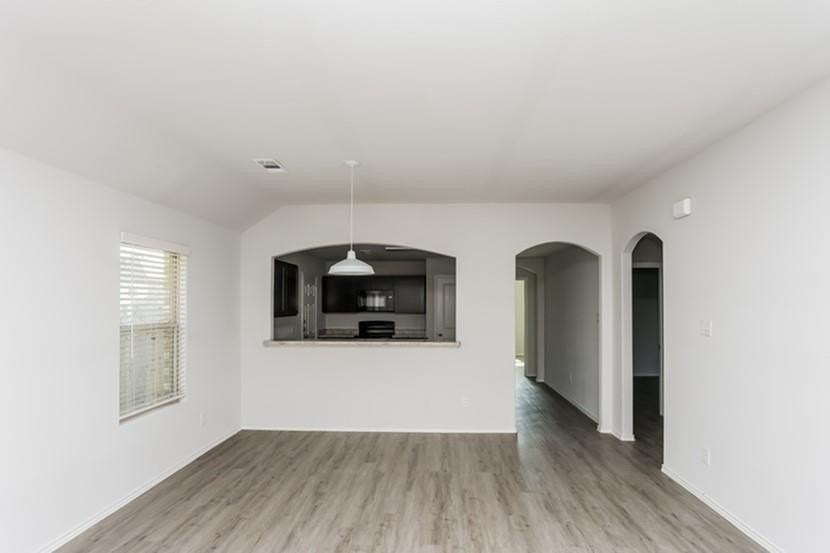1317 Ester Ln - Photo 6 of 16