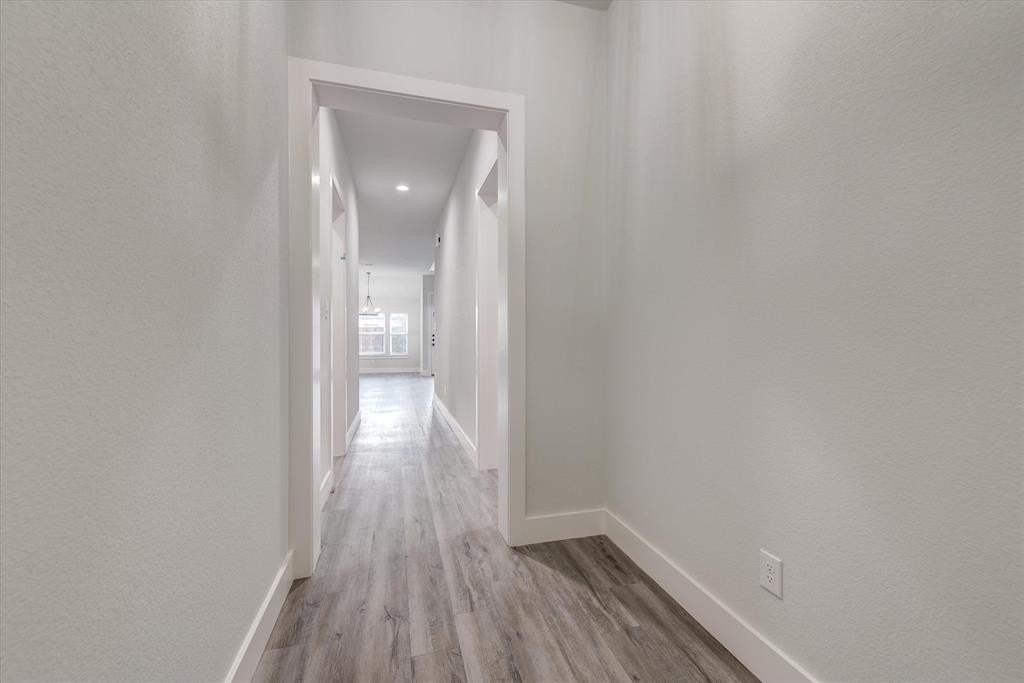 6818 Smithfield Rd - Photo 6 of 29