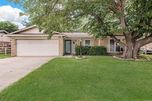 featured image of 724 Sue Ann Ln