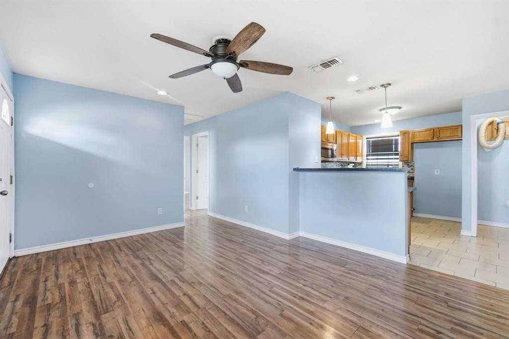 1741 Pasadena Dr - Photo 7 of 29