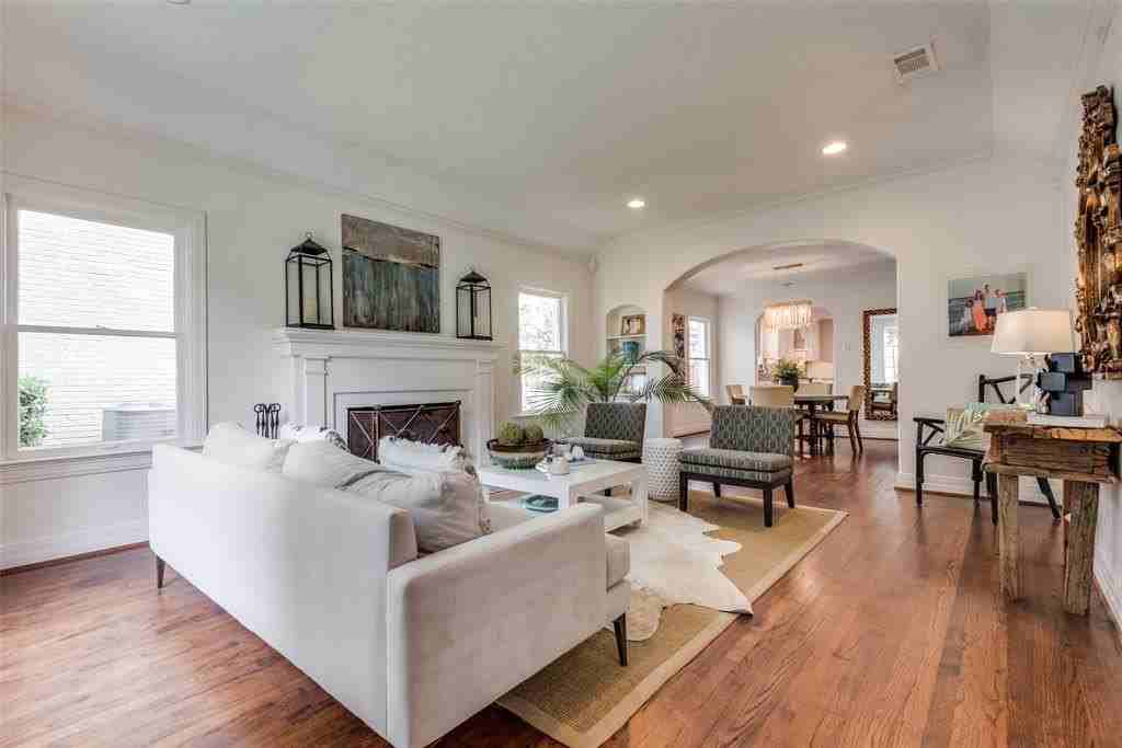 4004 Amherst Ave - Photo 6 of 24