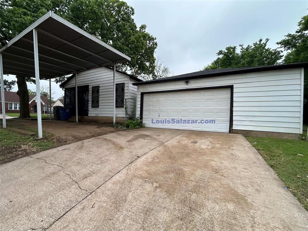 1027 Morrell Ave - Photo 2 of 11