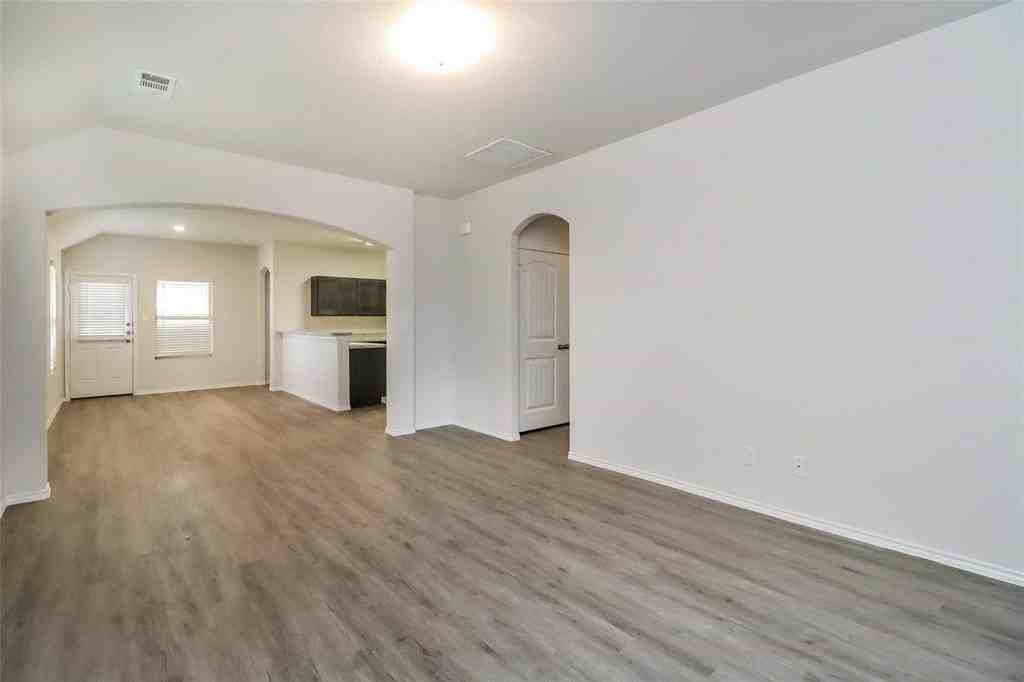 2605 Bear Oak Dr - Photo 6 of 19
