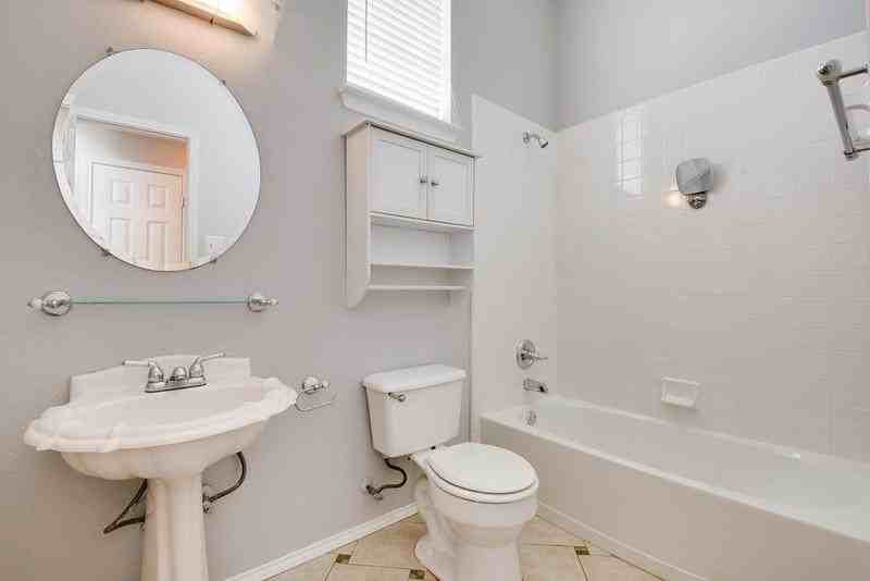 7813 Park Run Rd - Photo 6 of 28
