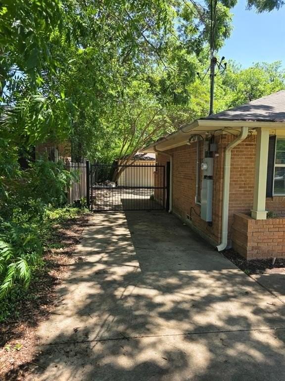 5110 Rexton Ln - Photo 2 of 20
