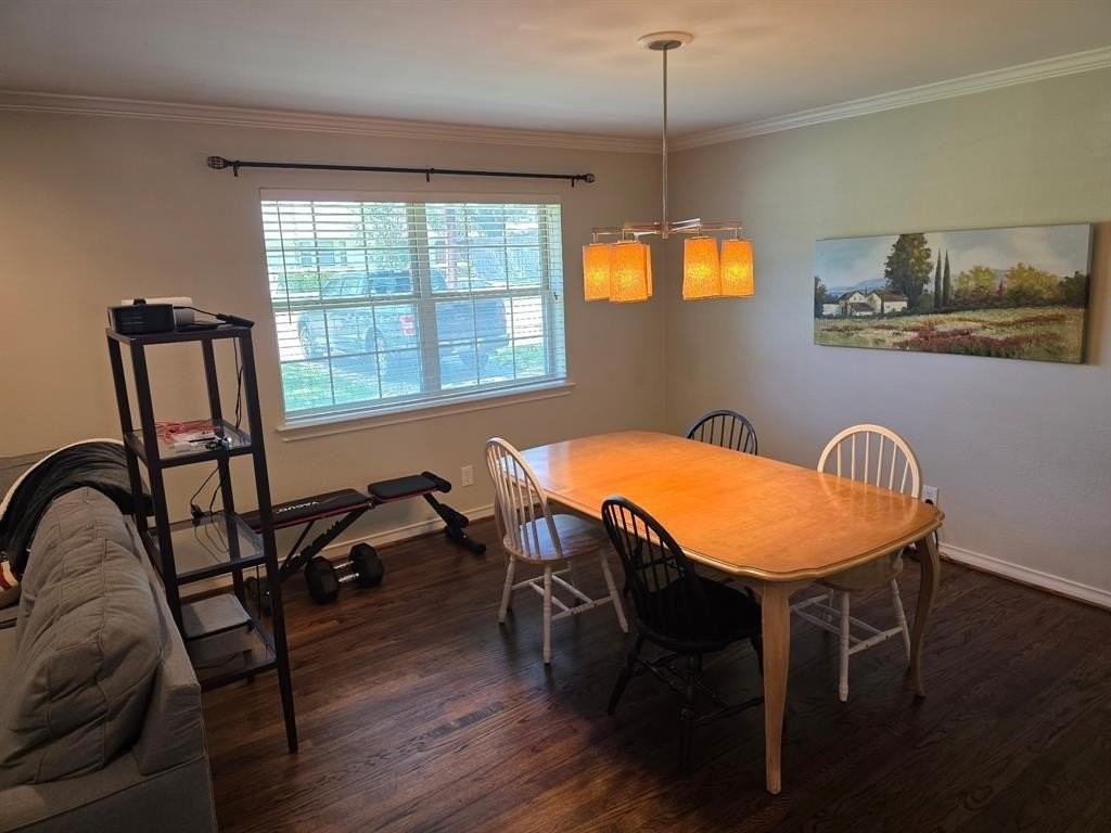 5110 Rexton Ln - Photo 3 of 20