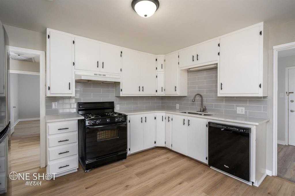 1934 Portland Ave - Photo 7 of 27