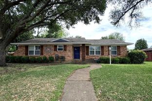302 Van Rowe Ave - Photo 1 of 1