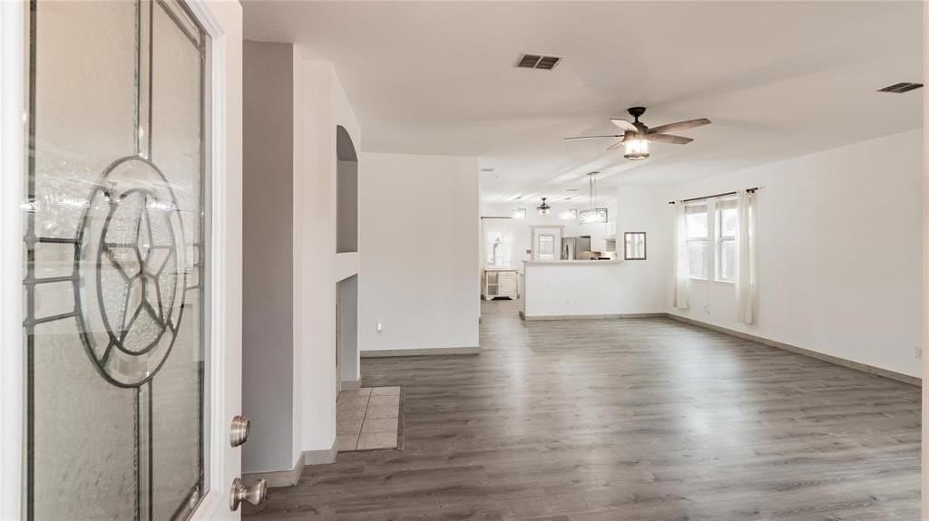 2308 Pharr Dr - Photo 6 of 36