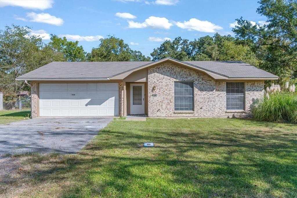 908 W State Highway 243 - Photo 4 of 24
