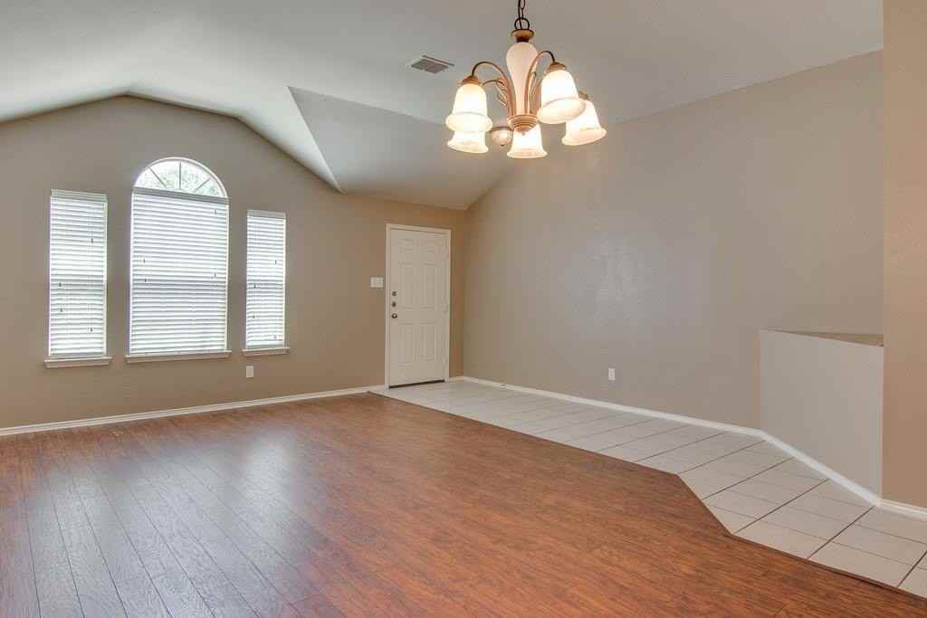 12524 Panorama Dr - Photo 6 of 21